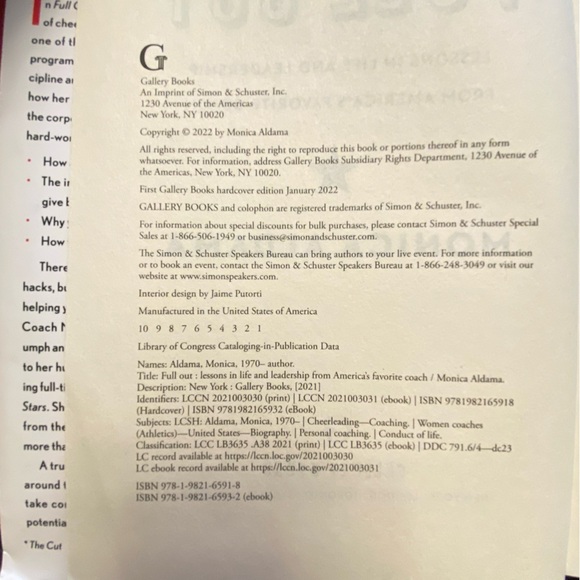 Full Out: Lessons in Leadership by Monica Aldama - EUC📖 - Picture 8 of 10